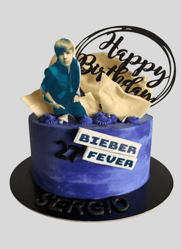 Mesmeric Justin Bieber Cake