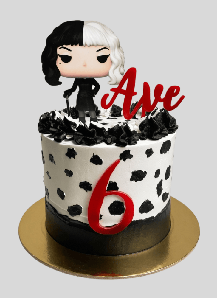Excellent Cruella Cake