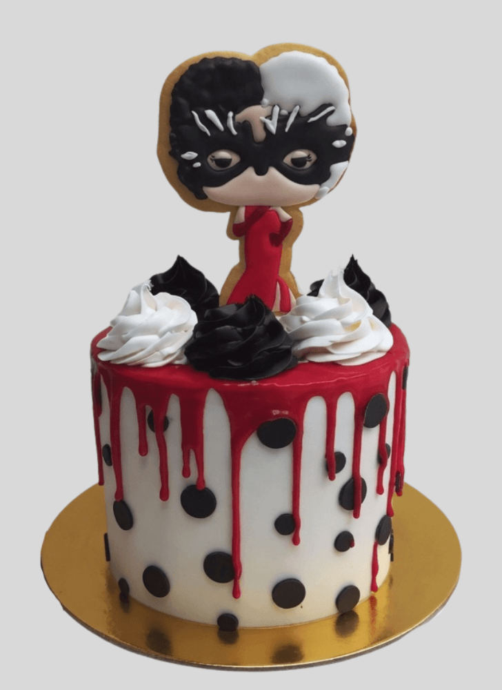 Pretty Cruella Cake