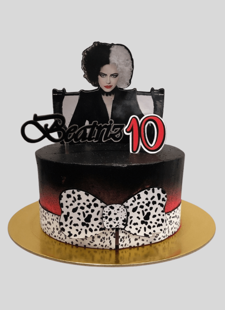 Wonderful Cruella Cake Design