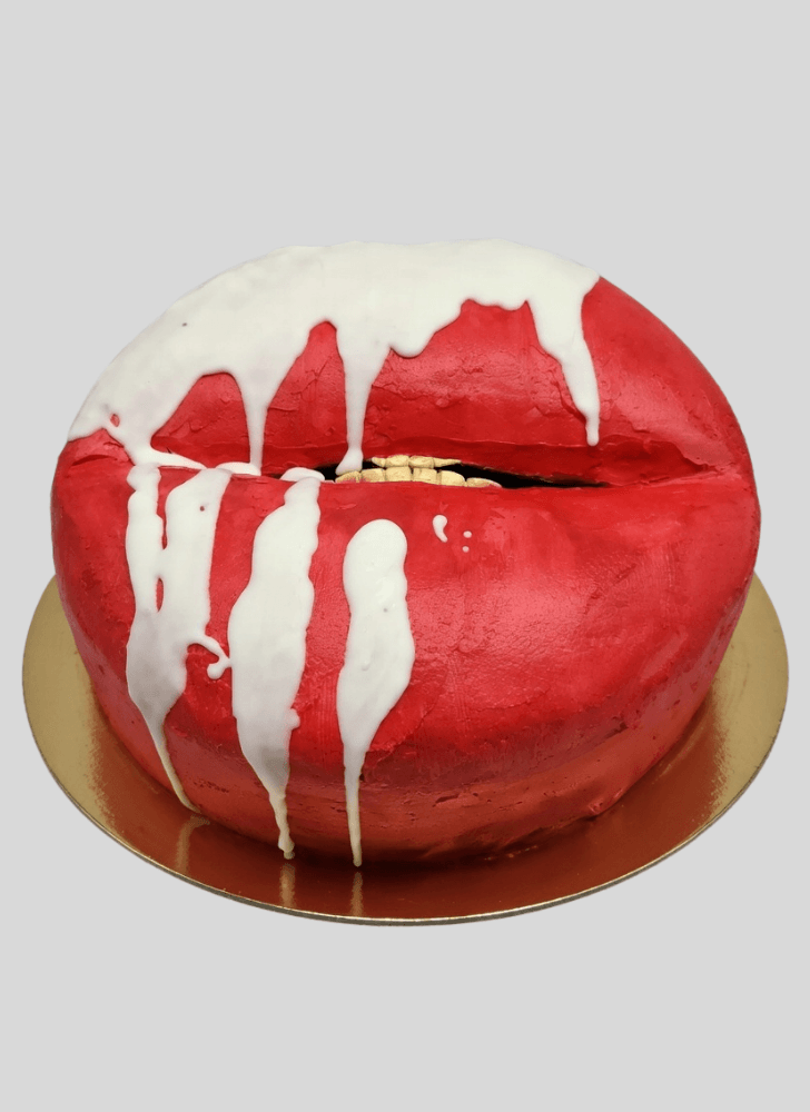 Cute Kylie Jenner Cake