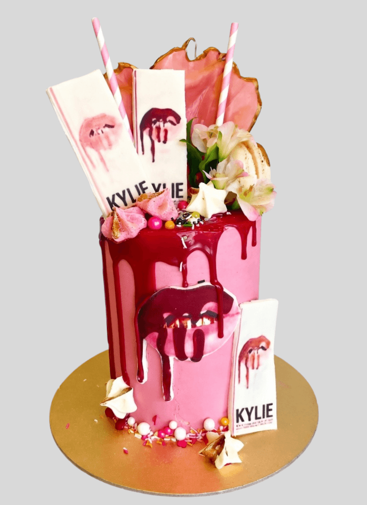 Divine Kylie Jenner Cake