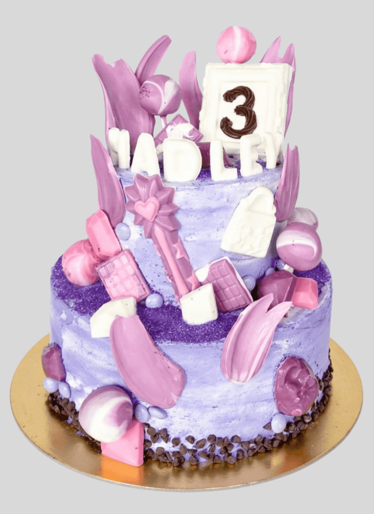 Exquisite Kylie Jenner Cake