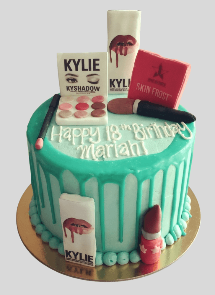 Magnetic Kylie Jenner Cake