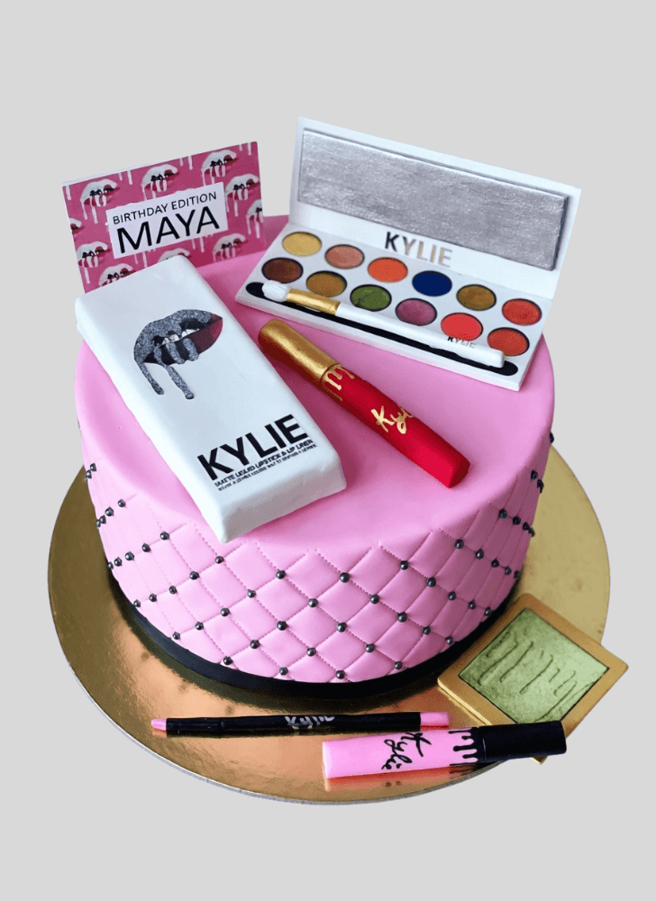 Splendid Kylie Jenner Cake