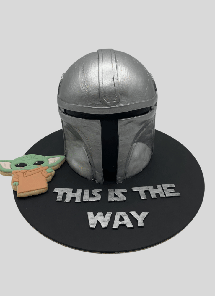 Magnetic Mandalorian Cake