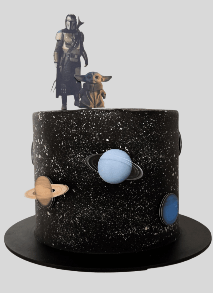 Resplendent Mandalorian Cake