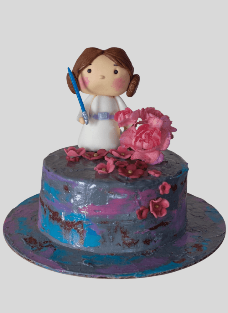 Fetching Princess Leia Cake