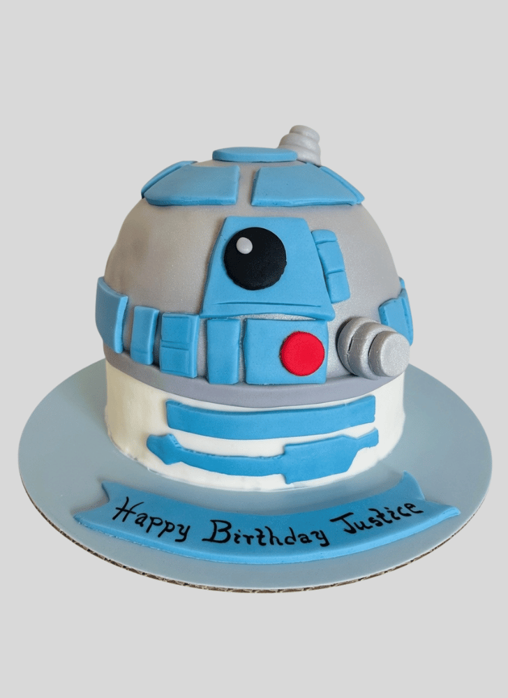 Dazzling R2-D2 Cake