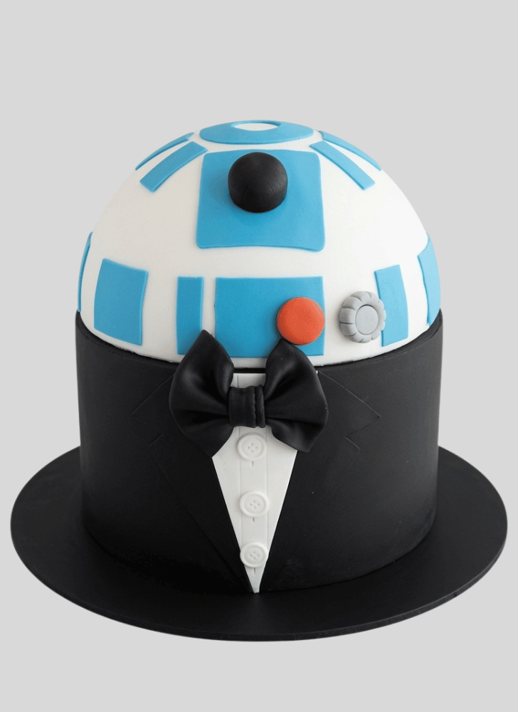 Fine R2-D2 Cake