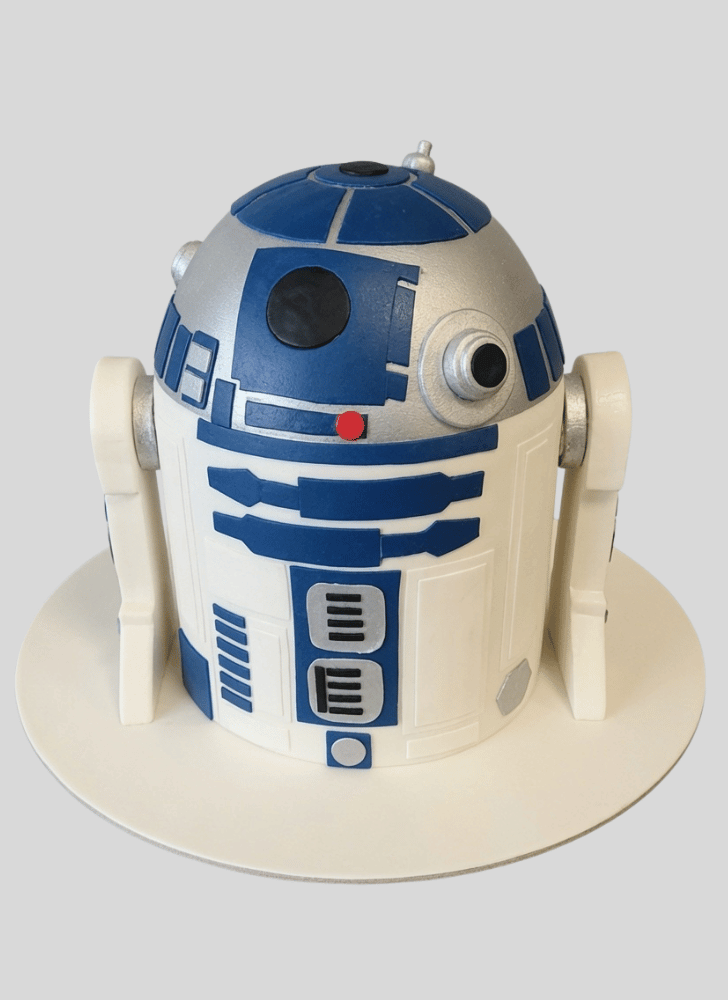 Magnetic R2-D2 Cake