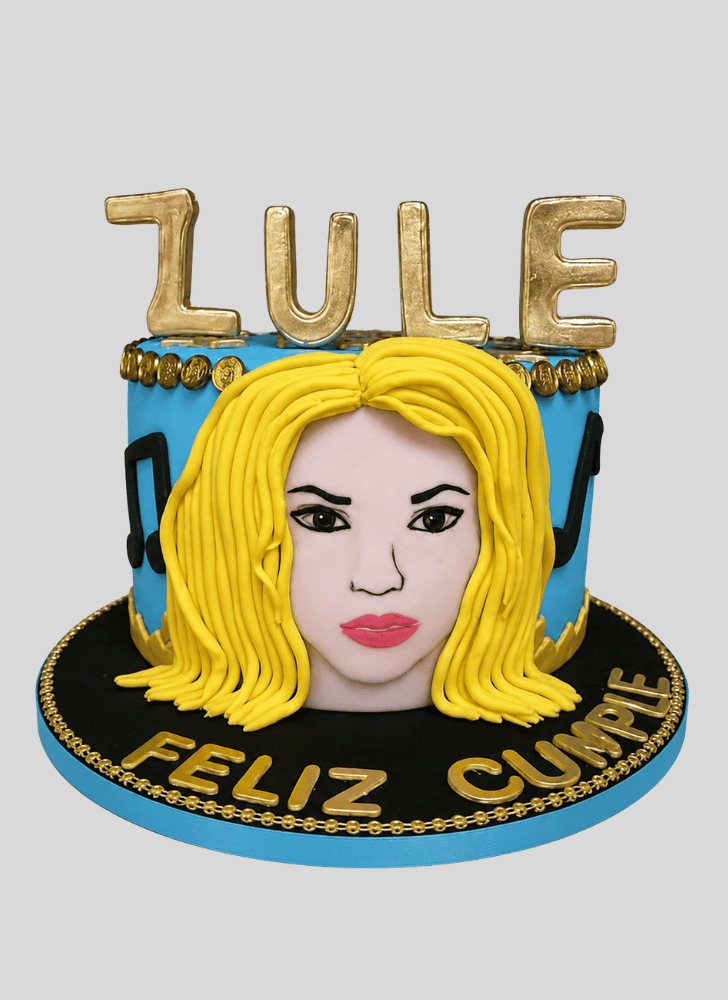 Bewitching Shakira Cake