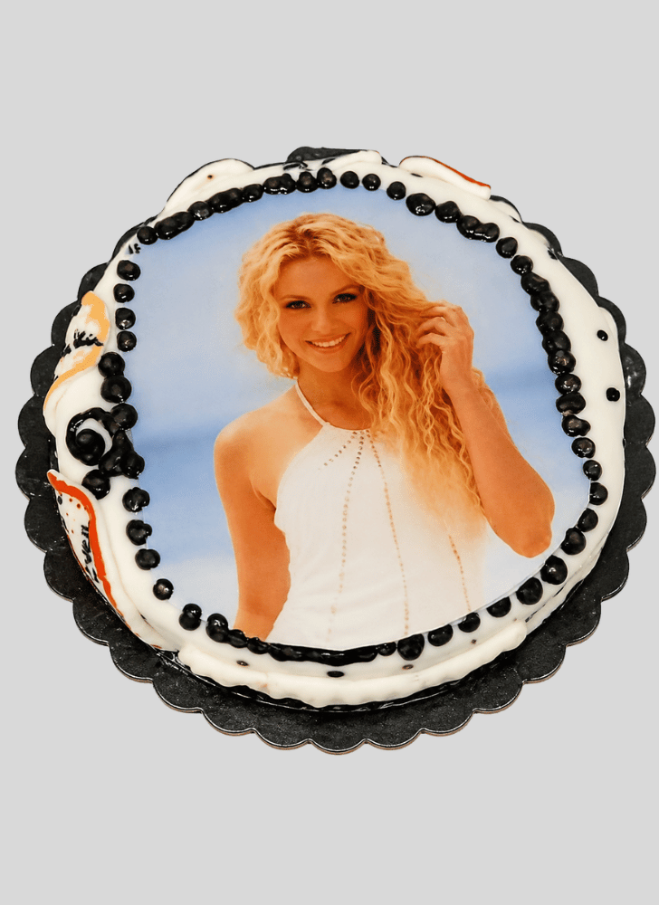 Dazzling Shakira Cake