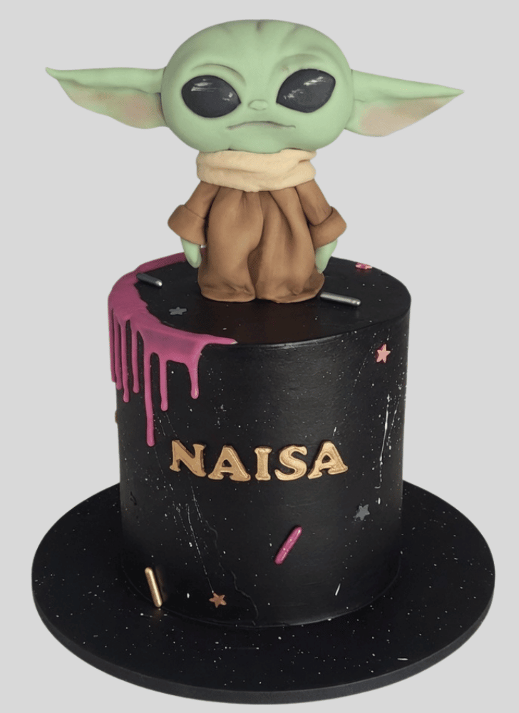 Enthralling Star Wars Cake