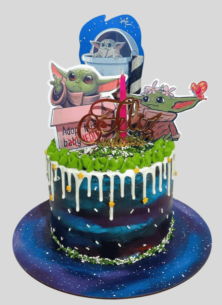 Resplendent Star Wars Cake