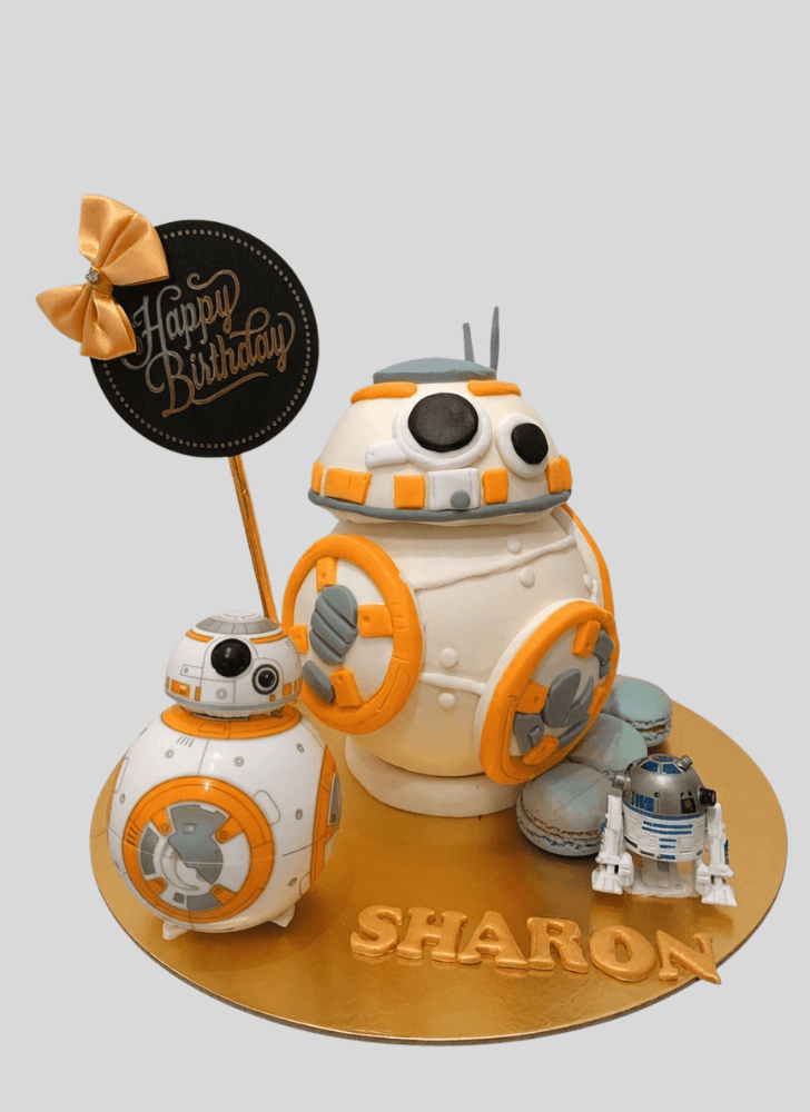 Comely BB8 Cake