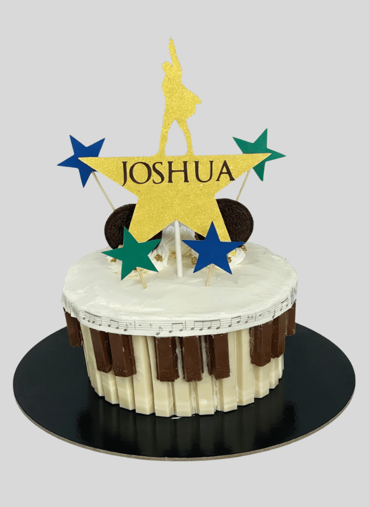Comely Hamilton Cake