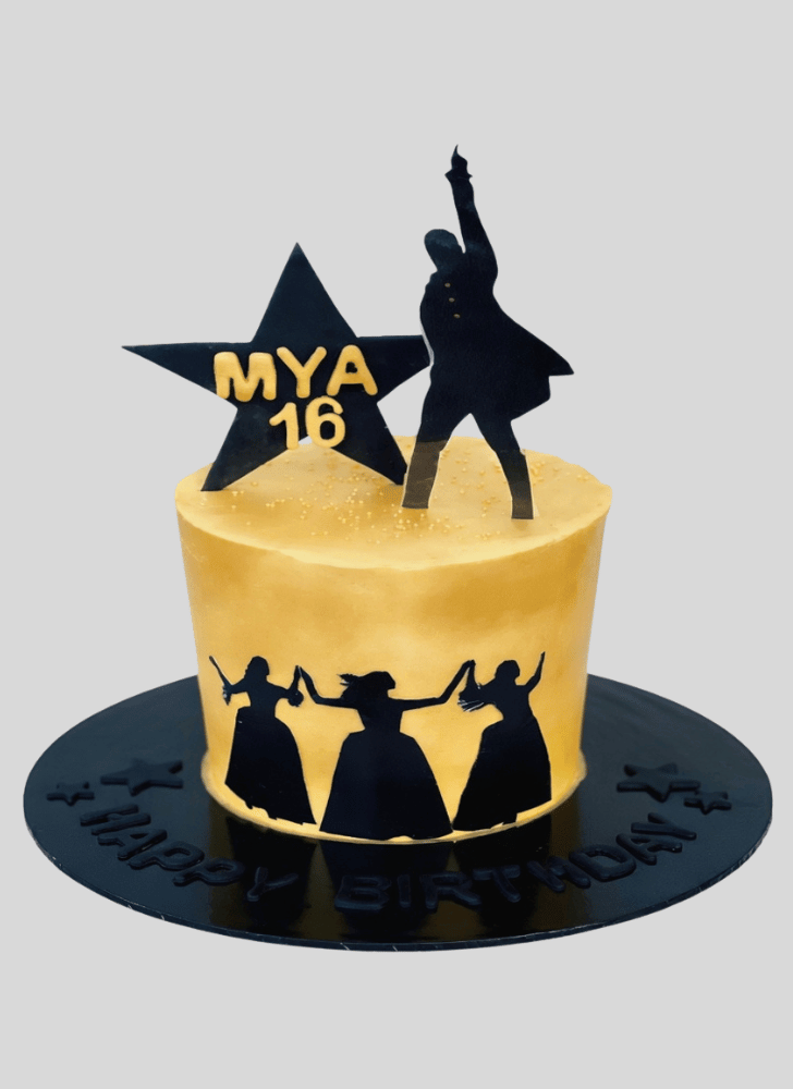 Inviting Hamilton Cake