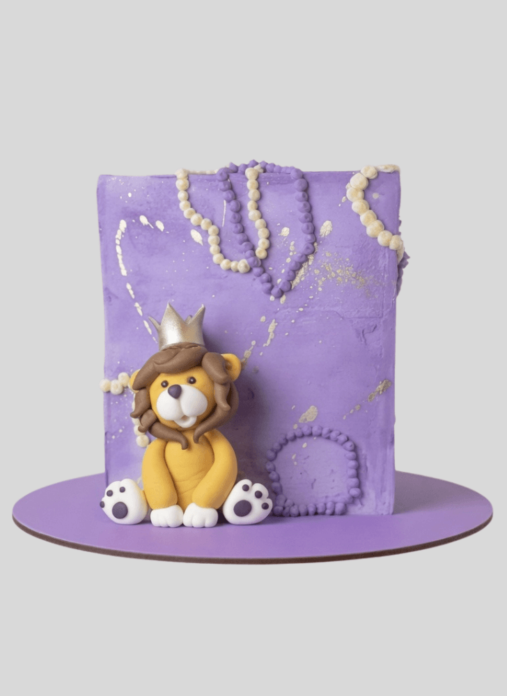 Delightful Mardi Gras Cake