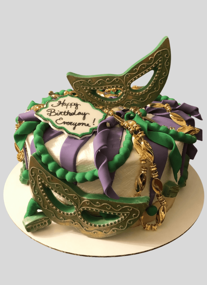 Good Looking Mardi Gras Cake