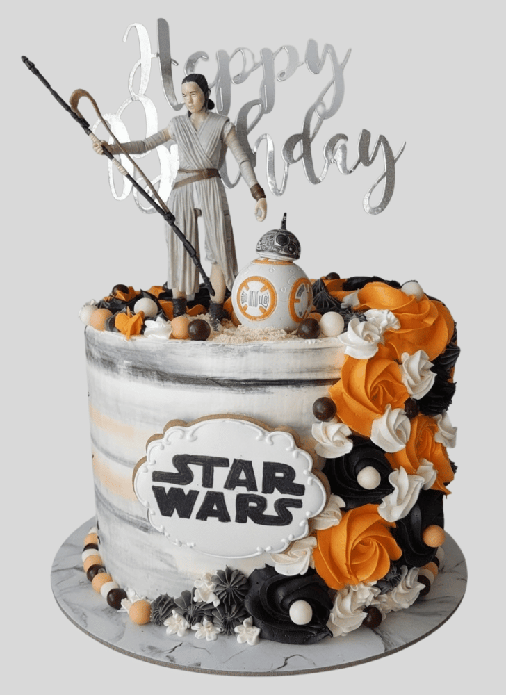 Adorable Rey Cake