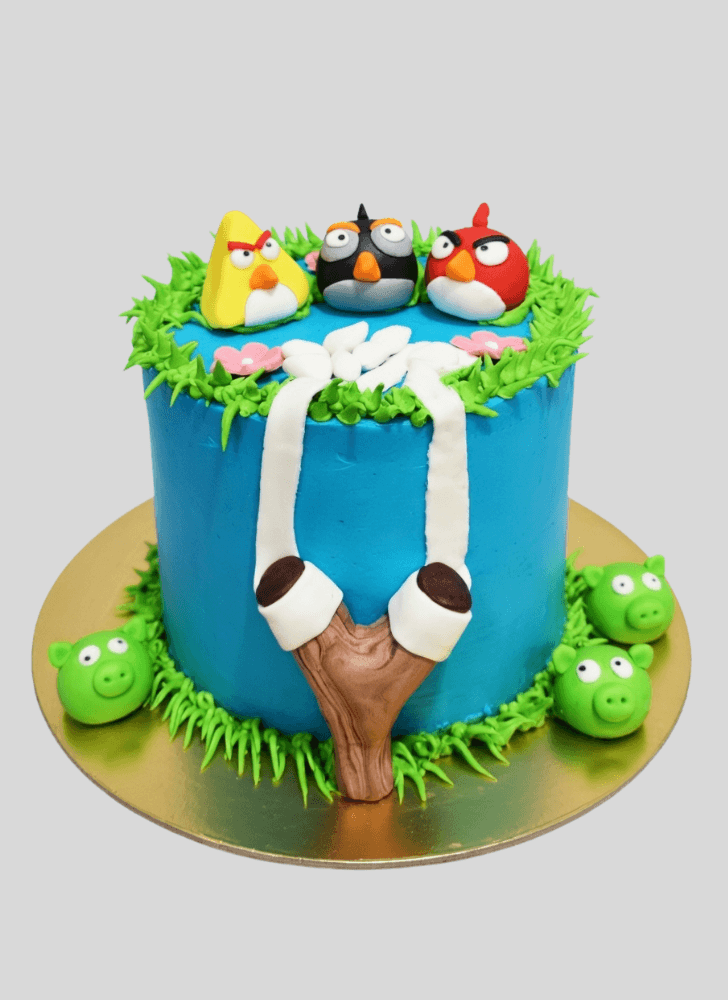 Dazzling Angry Birds Cake