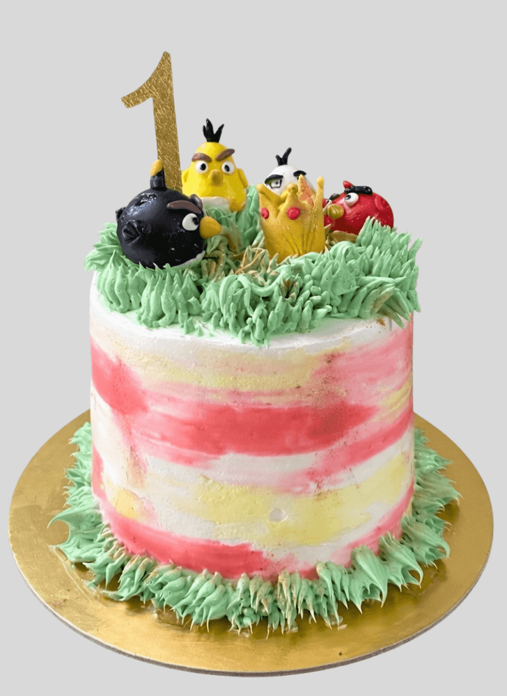 Fascinating Angry Birds Cake