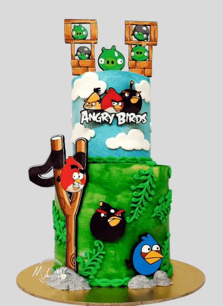 Graceful Angry Birds Cake