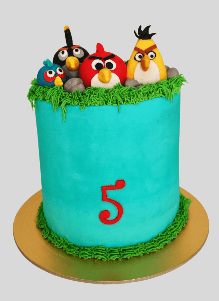 Mesmeric Angry Birds Cake