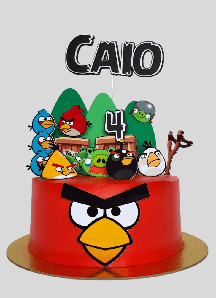 Pleasing Angry Birds Cake