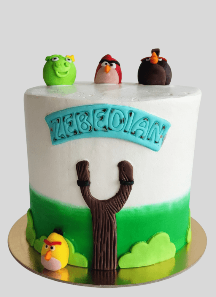 Splendid Angry Birds Cake