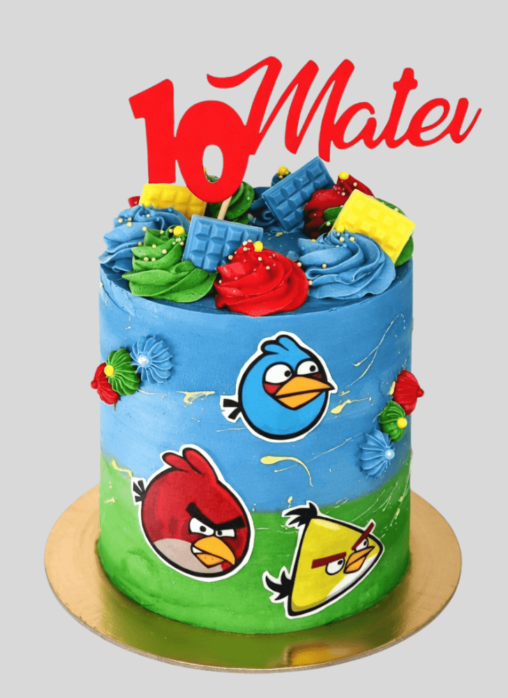 Superb Angry Birds Cake