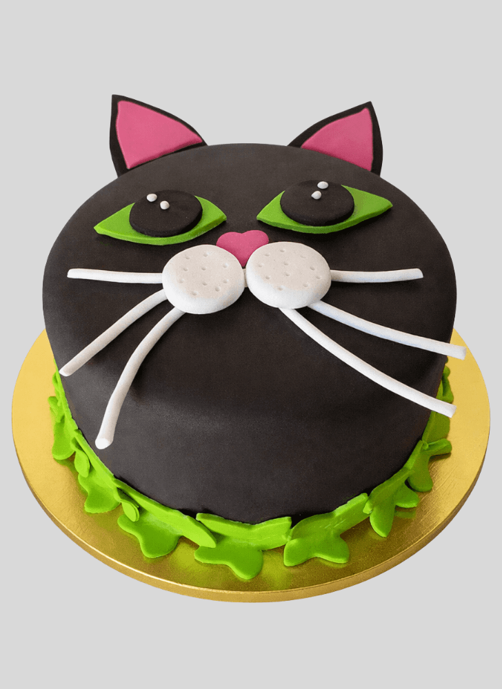 Magnificent Kitten Cake