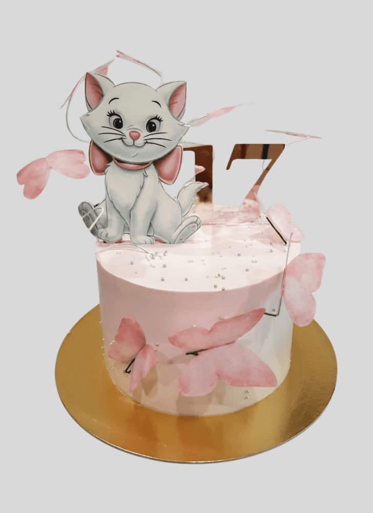 Shapely Kitten Cake