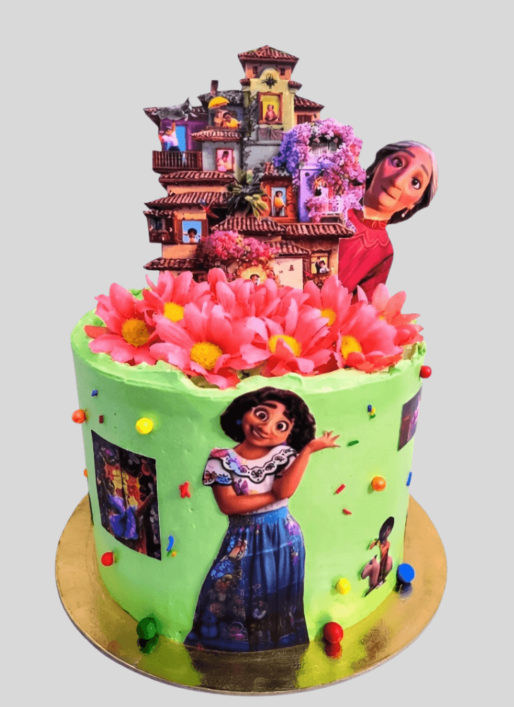 Ravishing Encanto Cake