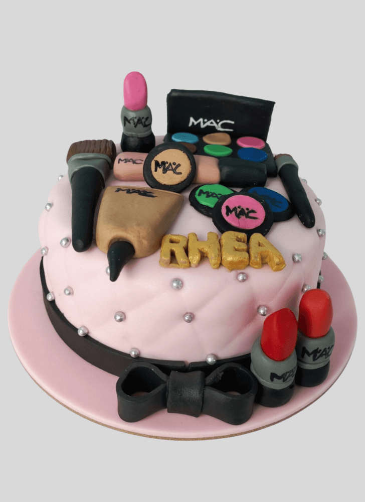 Charming MAC Cake
