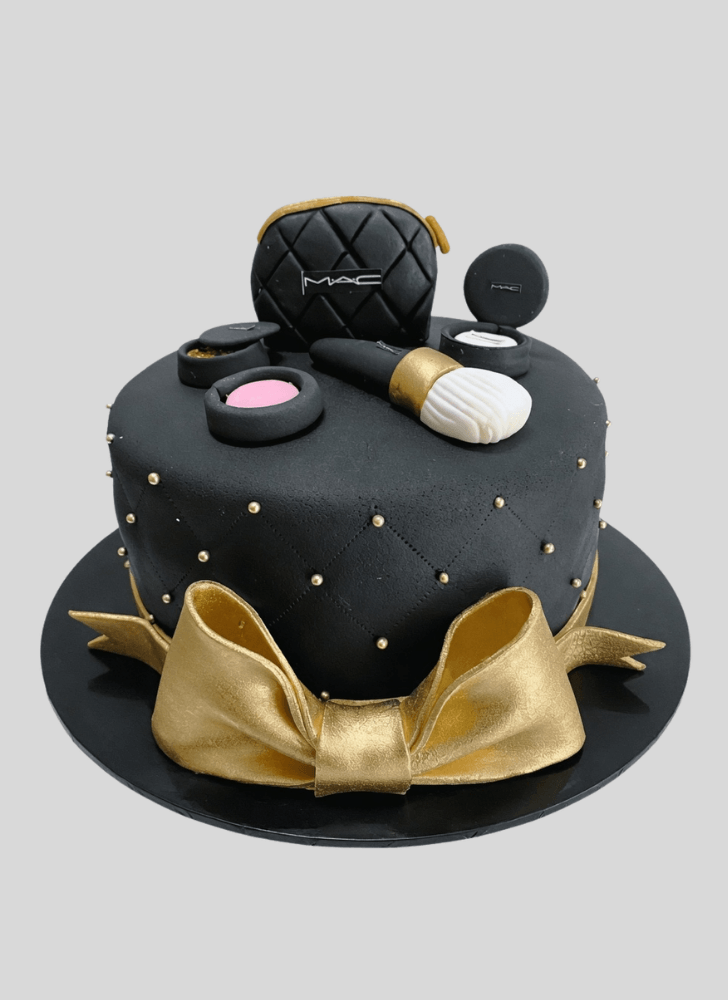 Delicate MAC Cake