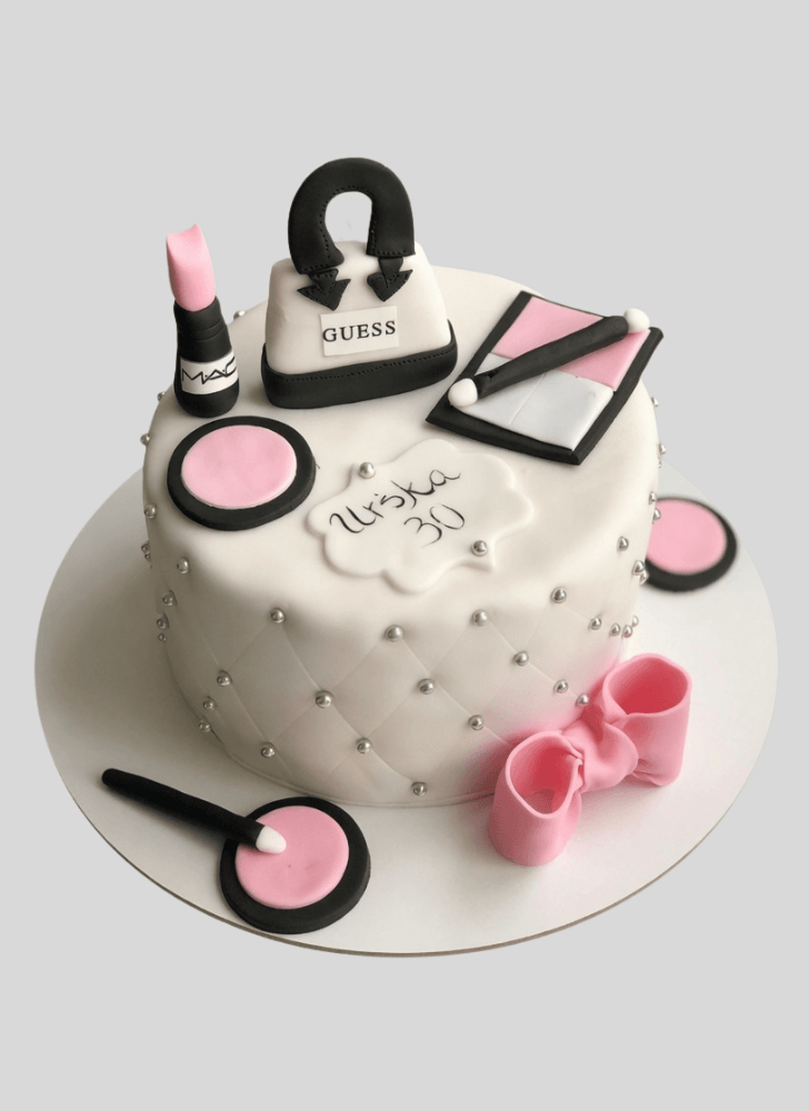 Excellent MAC Cake
