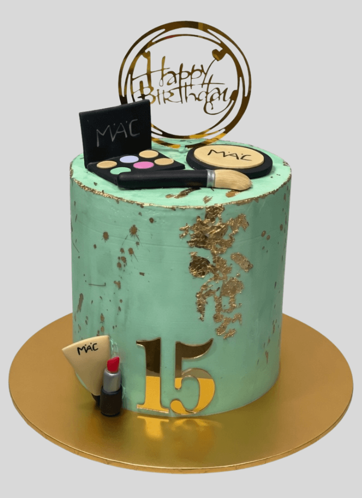 Fascinating MAC Cake