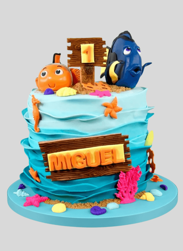 Fetching Finding Nemo Cake