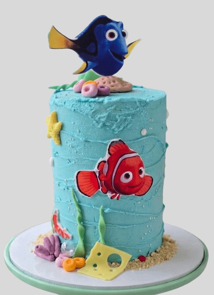 Fine Finding Nemo Cake