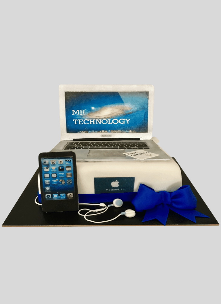 Captivating iMac Cake
