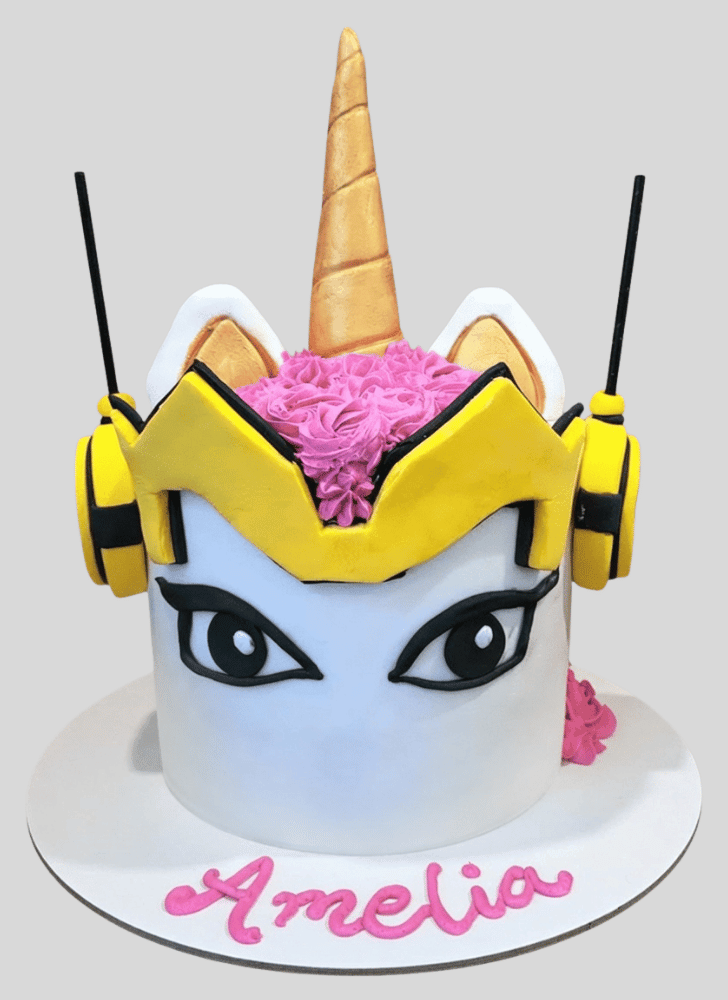 Angelic Wasp Cake