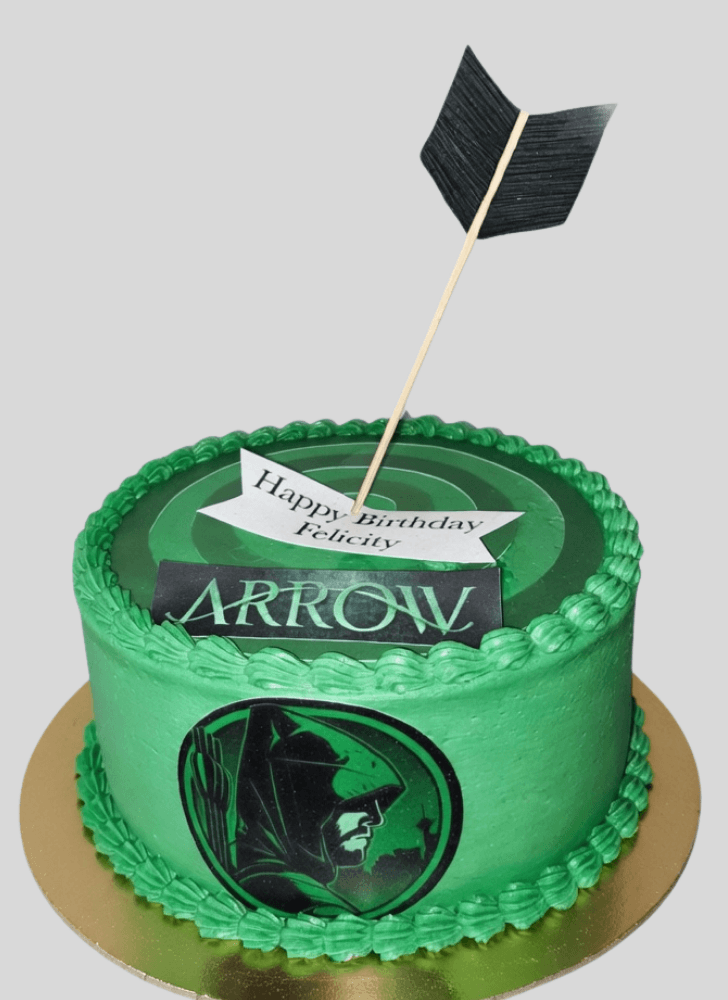 Lovely Arrow Cake Design