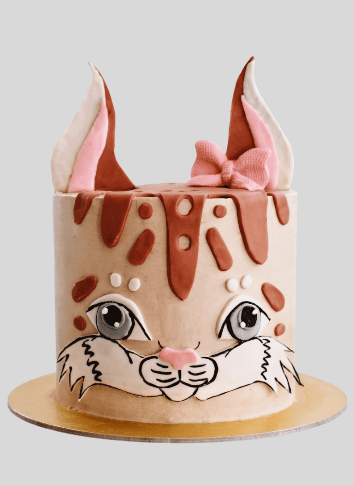 Appealing Bobcat Cake
