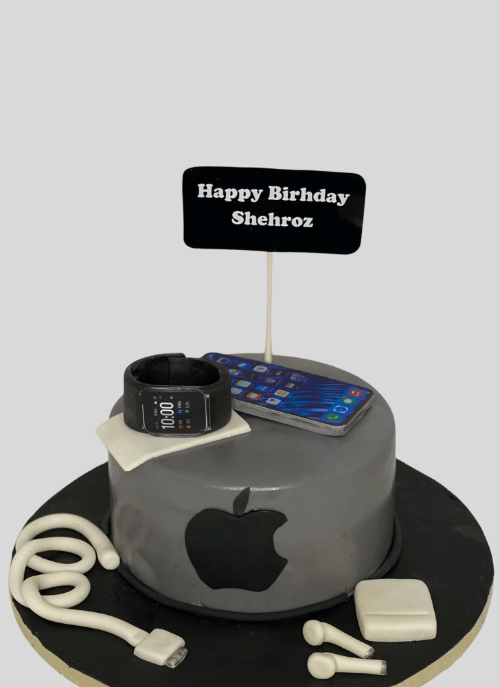 Stunning iPhone Cake