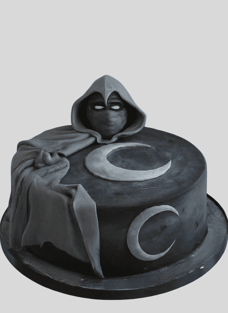 Charming Moon Knight Cake