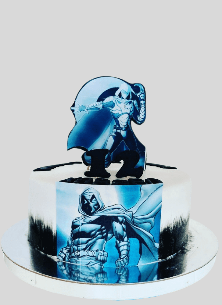 Comely Moon Knight Cake