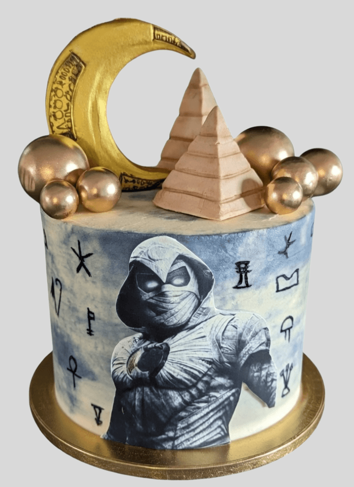 Splendid Moon Knight Cake