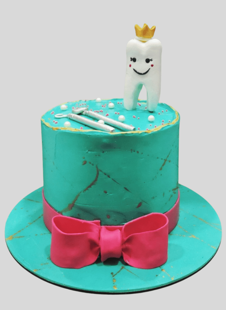 Alluring Teeth Cake